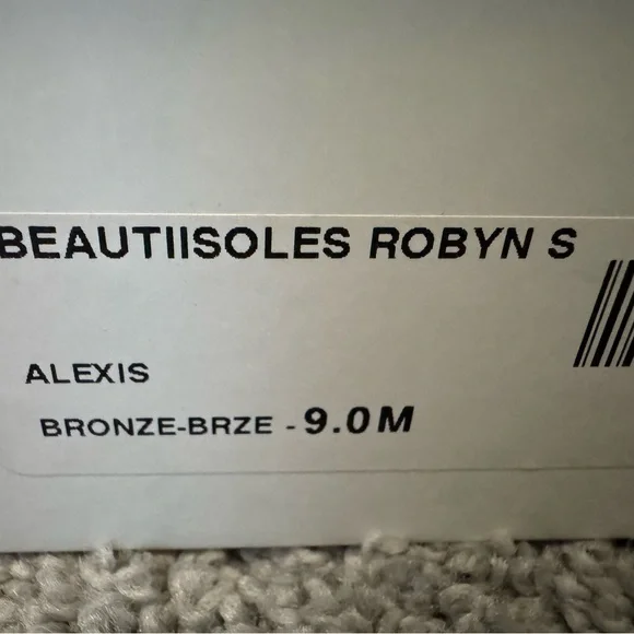 BEAUTIISOLES by Robin Shreiber Brown Bronze high Heeled Suede Boots with Buckle